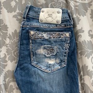 Miss Me Distressed Crop jeans